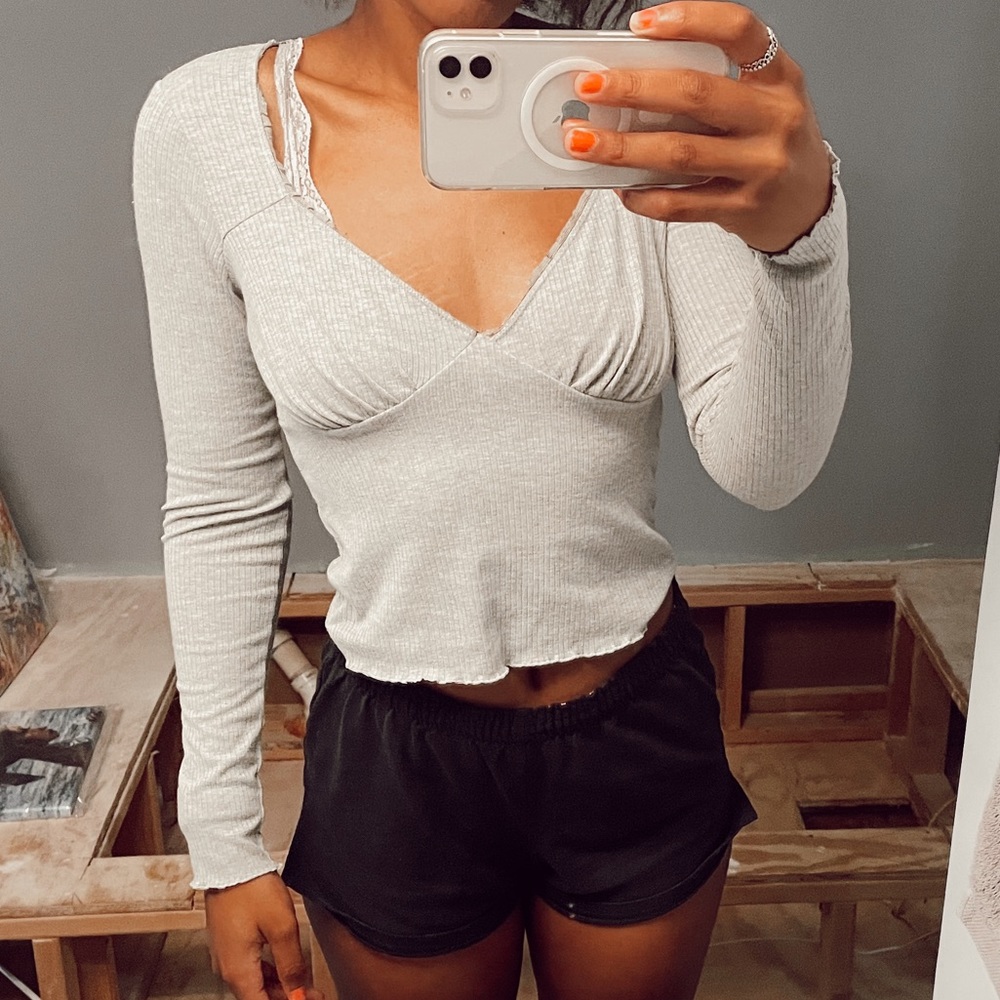 Forever 21 Gray long sleeve top